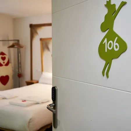 Pension Aliciazzz Bed And Breakfast Bilbao