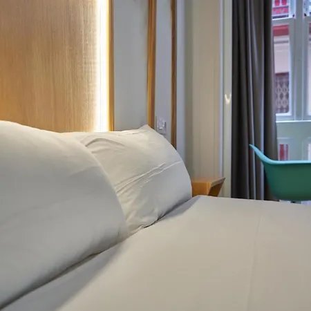 Pension Aliciazzz Bed And Breakfast Bilbao Guest house