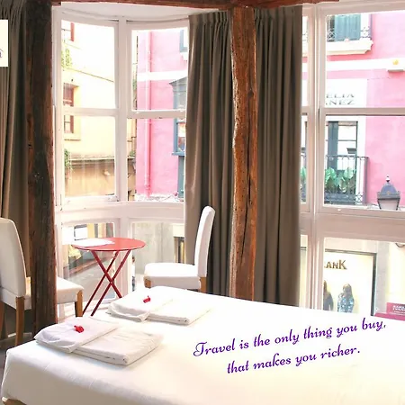 Guest house Pension Aliciazzz Bed And Breakfast Bilbao