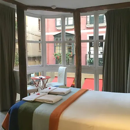 Pension Aliciazzz Bed And Breakfast Bilbao