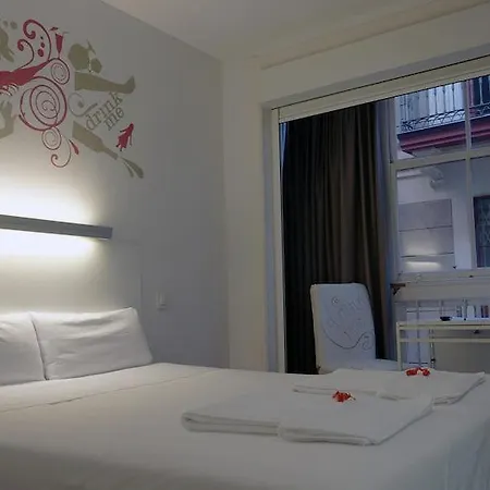 Pension Aliciazzz Bed And Breakfast Bilbao Bilbao