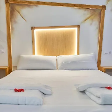 Aliciazzz ゲストハウス