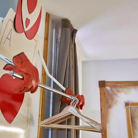 ゲストハウス Aliciazzz ビルバオ