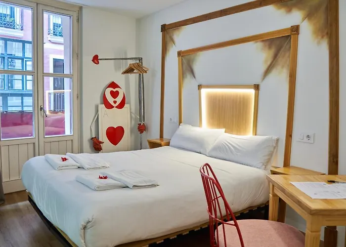 Aliciazzz Konukevi 2*