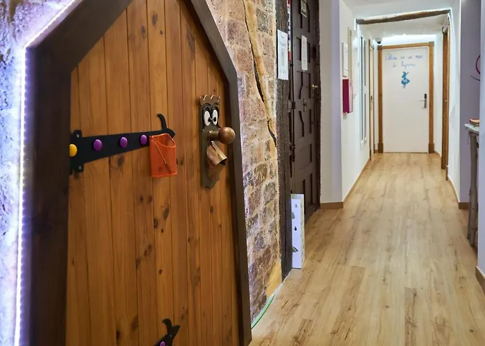 Pension Aliciazzz Bed And Breakfast Bilbao 2*