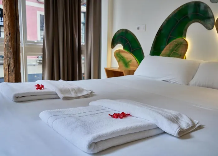 Aliciazzz Konukevi 2*