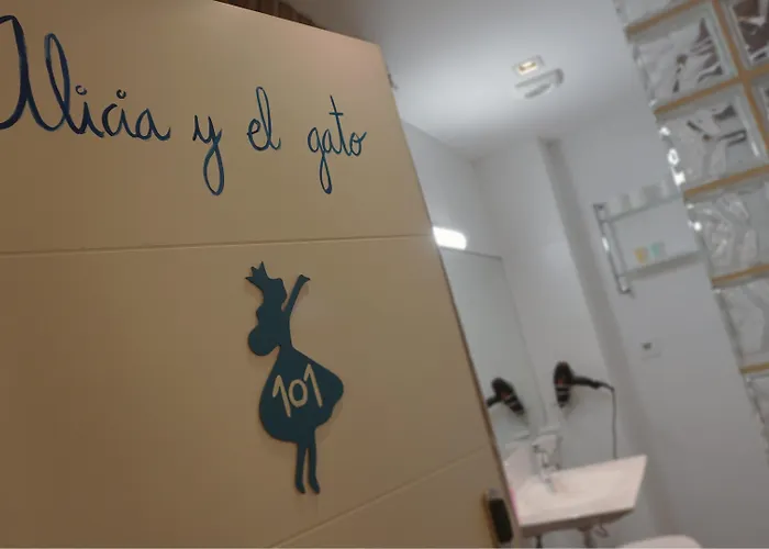 Aliciazzz Konukevi 2*