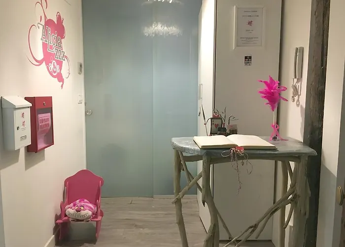 Pension Aliciazzz Bed And Breakfast Bilbao Pensionat 2*