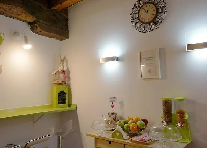 Pension Aliciazzz Bed And Breakfast Bilbao 2*