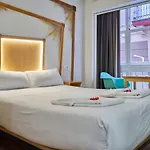 Guest house Pension Aliciazzz Bed And Breakfast Bilbao 2*