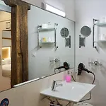 Guest house Pension Aliciazzz Bed And Breakfast Bilbao