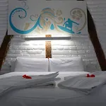 Pension Aliciazzz Bed And Breakfast Bilbao Guest house 2*