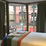 Pension Aliciazzz Bed And Breakfast Bilbao