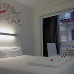 Pension Aliciazzz Bed And Breakfast Bilbao Bilbao
