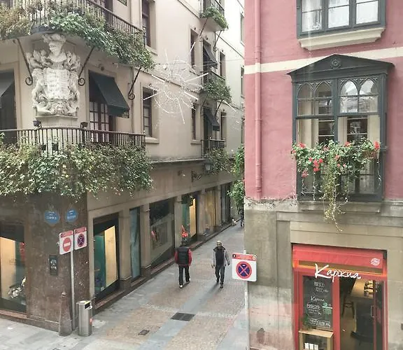 Pension Aliciazzz Bed And Breakfast Bilbao 2*